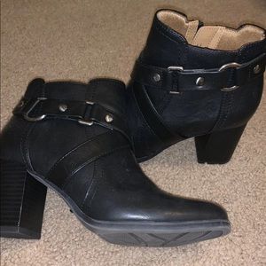 Women’s Ankle Booties